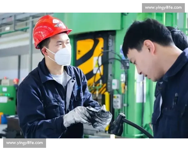 围绕决胜时刻在关键抉择中凝聚信念力量书写时代奋进新篇章